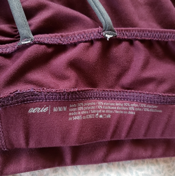 ❌SOLD❌ American Eagle Aerie Sports Bra Woman Med. - Picture 2 of 4